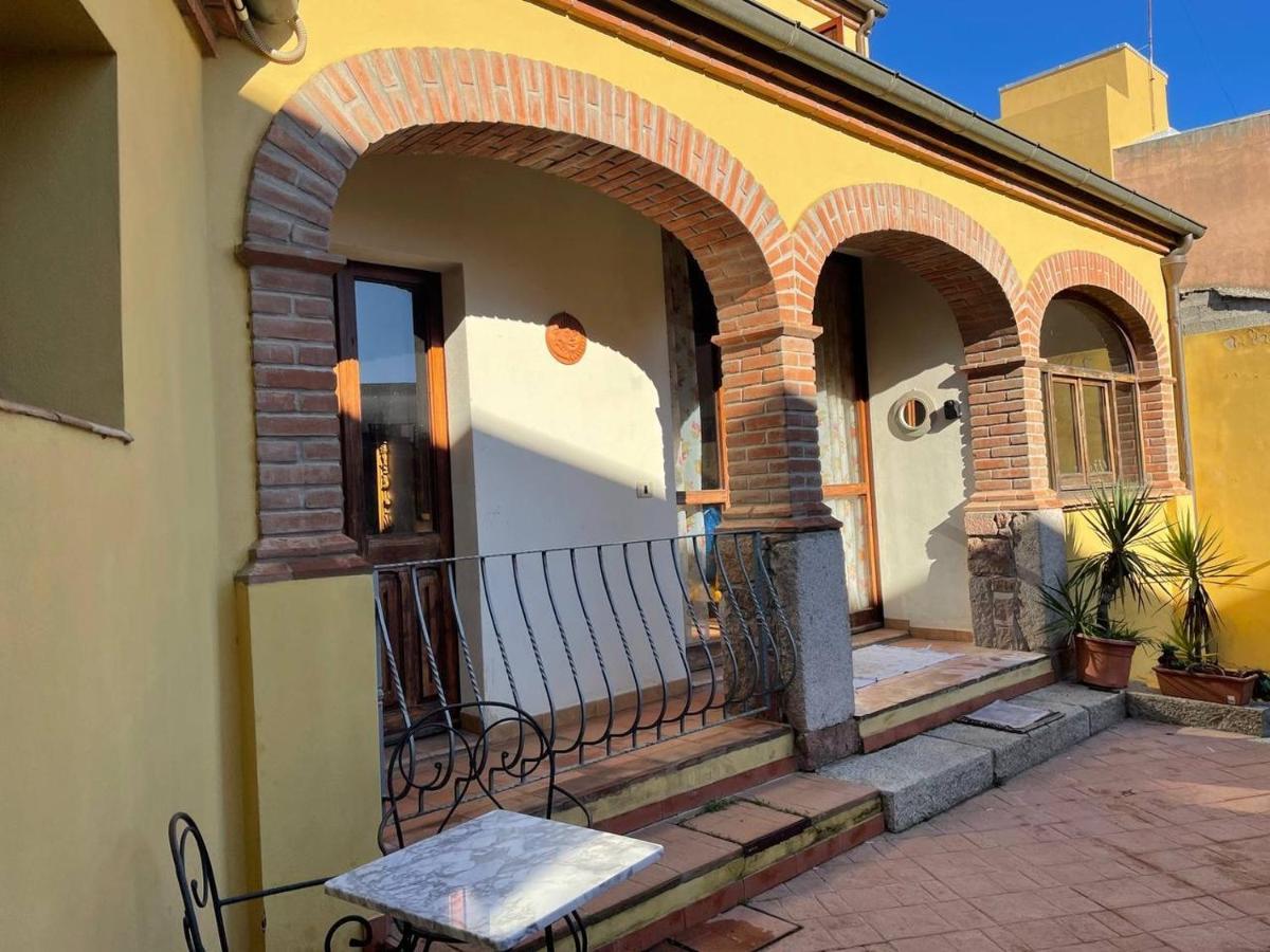 Aventina Holiday Home Burcei Extérieur photo